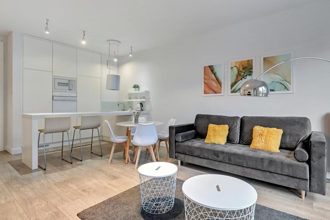 Dom&House - Apartamenty Nadmorski Dwór Gdańsk Eksteriør bilde